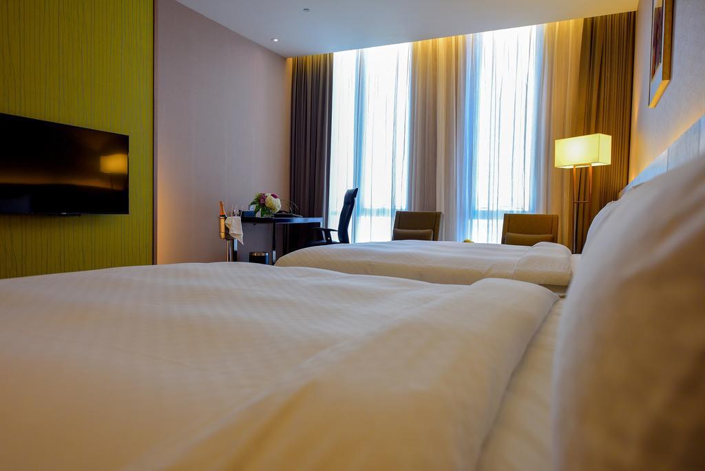 Grand Royal Hotel Тоуфэнь Экстерьер фото
