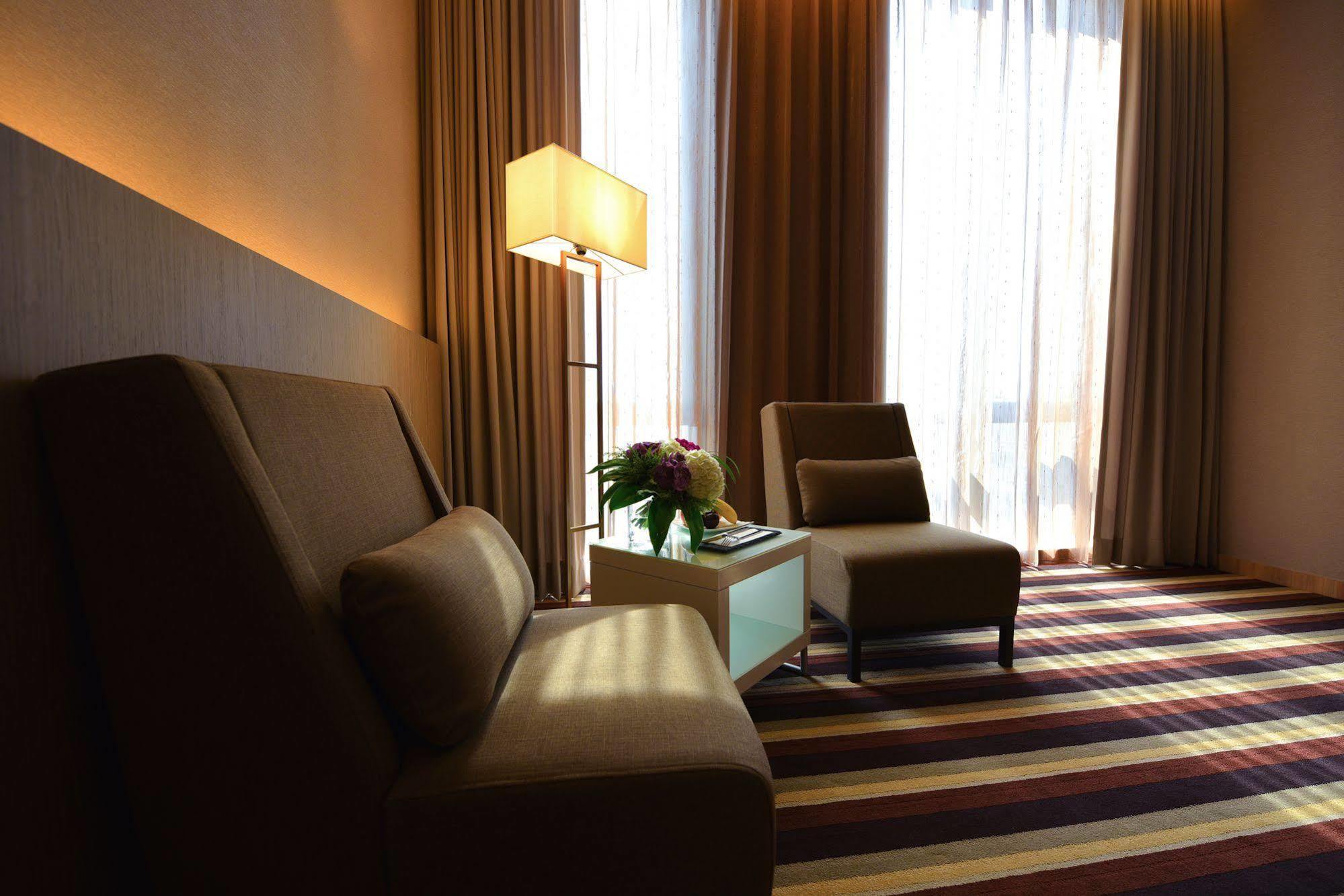 Grand Royal Hotel Тоуфэнь Экстерьер фото