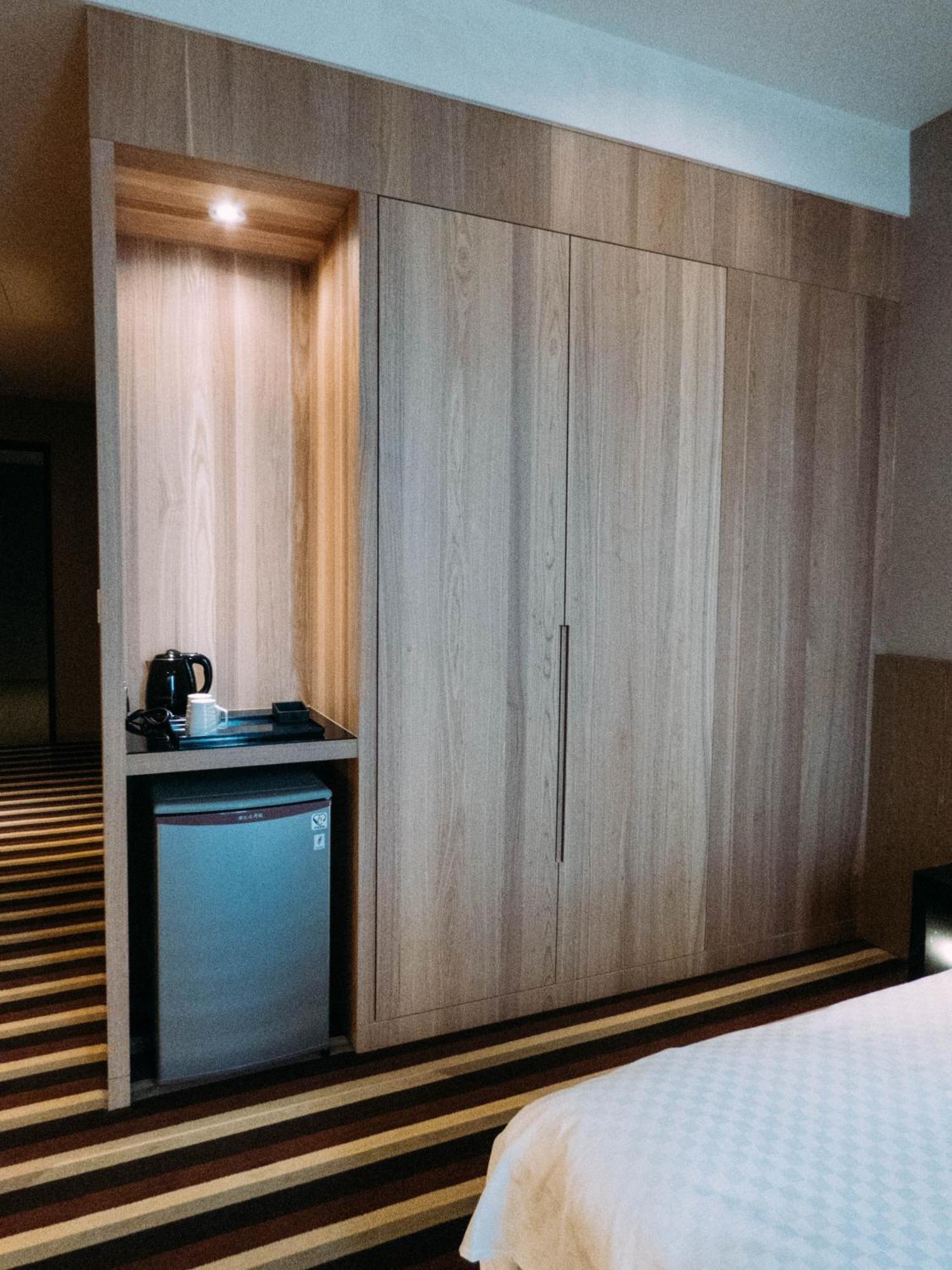 Grand Royal Hotel Тоуфэнь Экстерьер фото